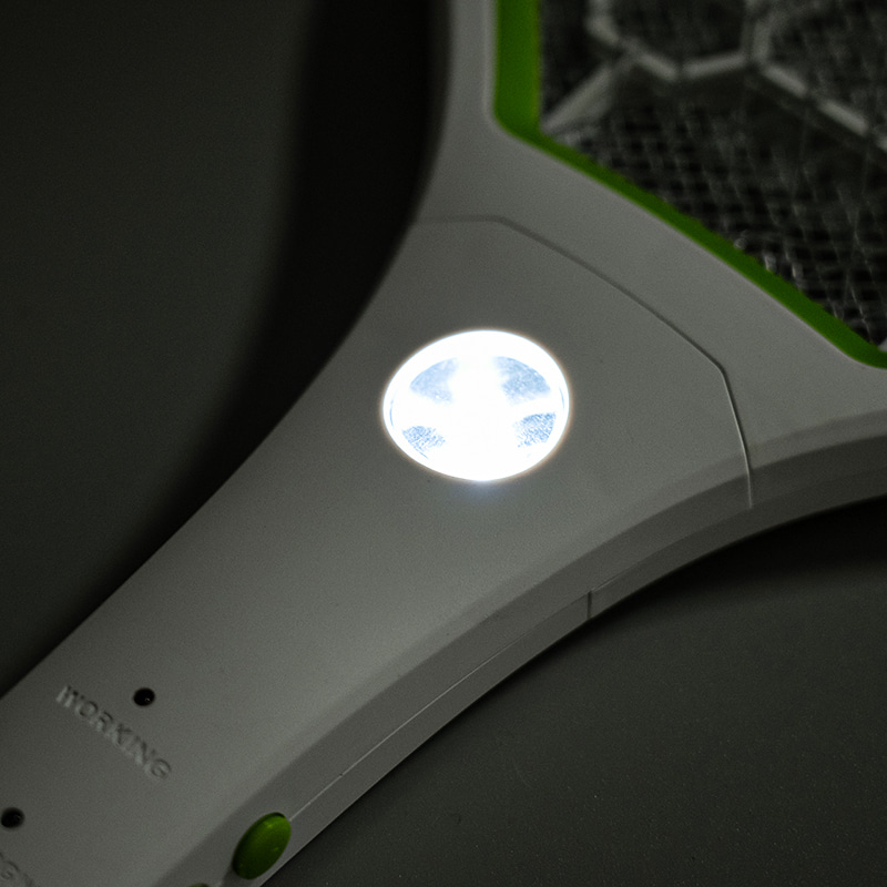 FF-788 1200mAh 3-kulay na electric mosquito swatter na may liwanag FF-788 1200mAh 3-kulay na electric mosquito swatter na may liwanag